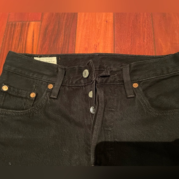 Levi’s 501s - Picture 2 of 5